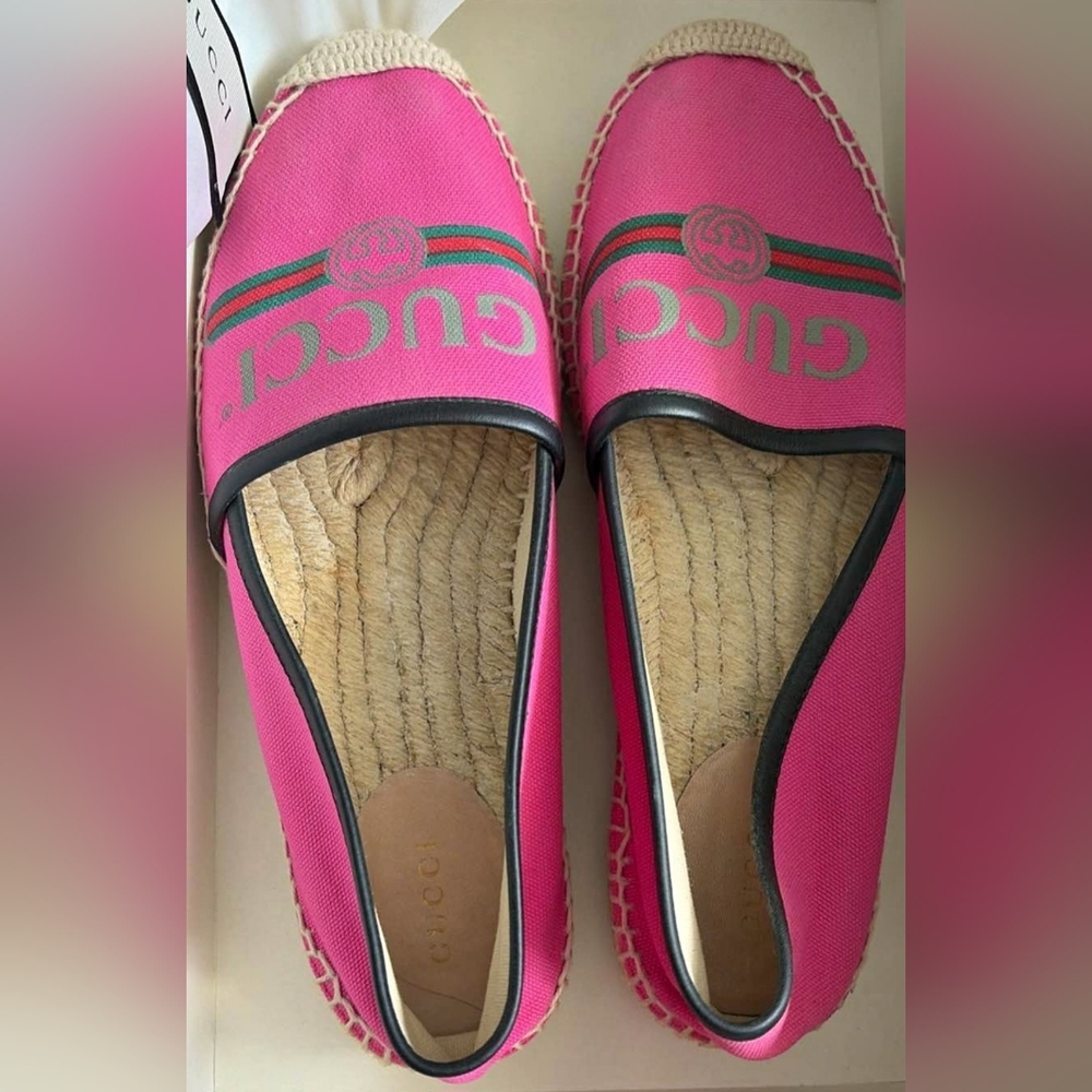 GUCCI Pilar Espadrille Women Size 7.5 /38 Fuchsia Pink Canvas Logo